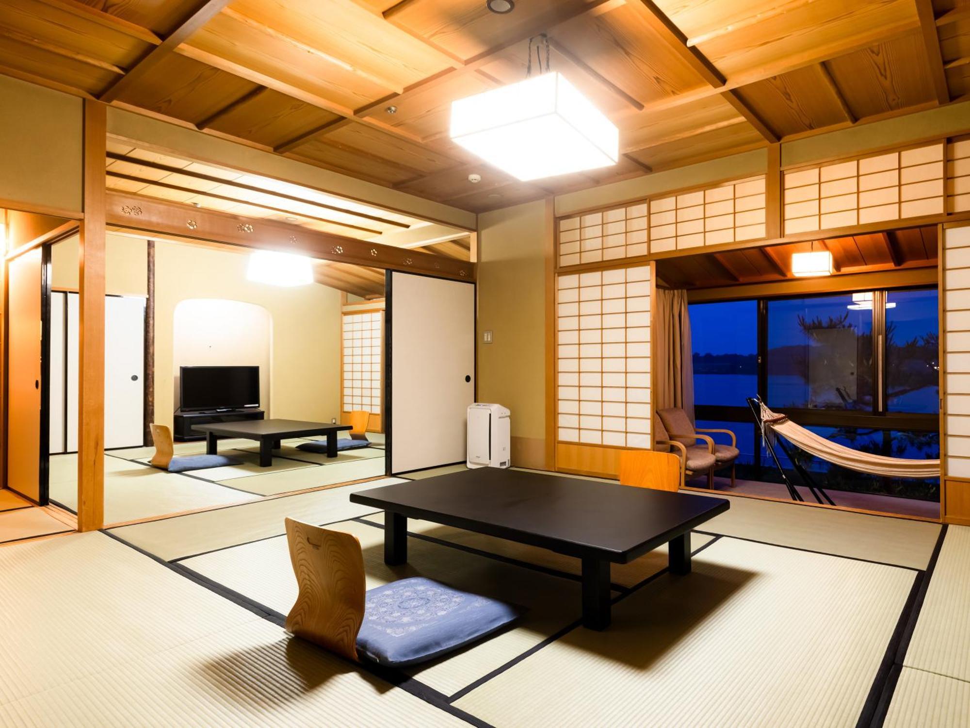 Apa Hotel & Resort Kaga Katayamazu Onsen Kasuikyo Exterior photo