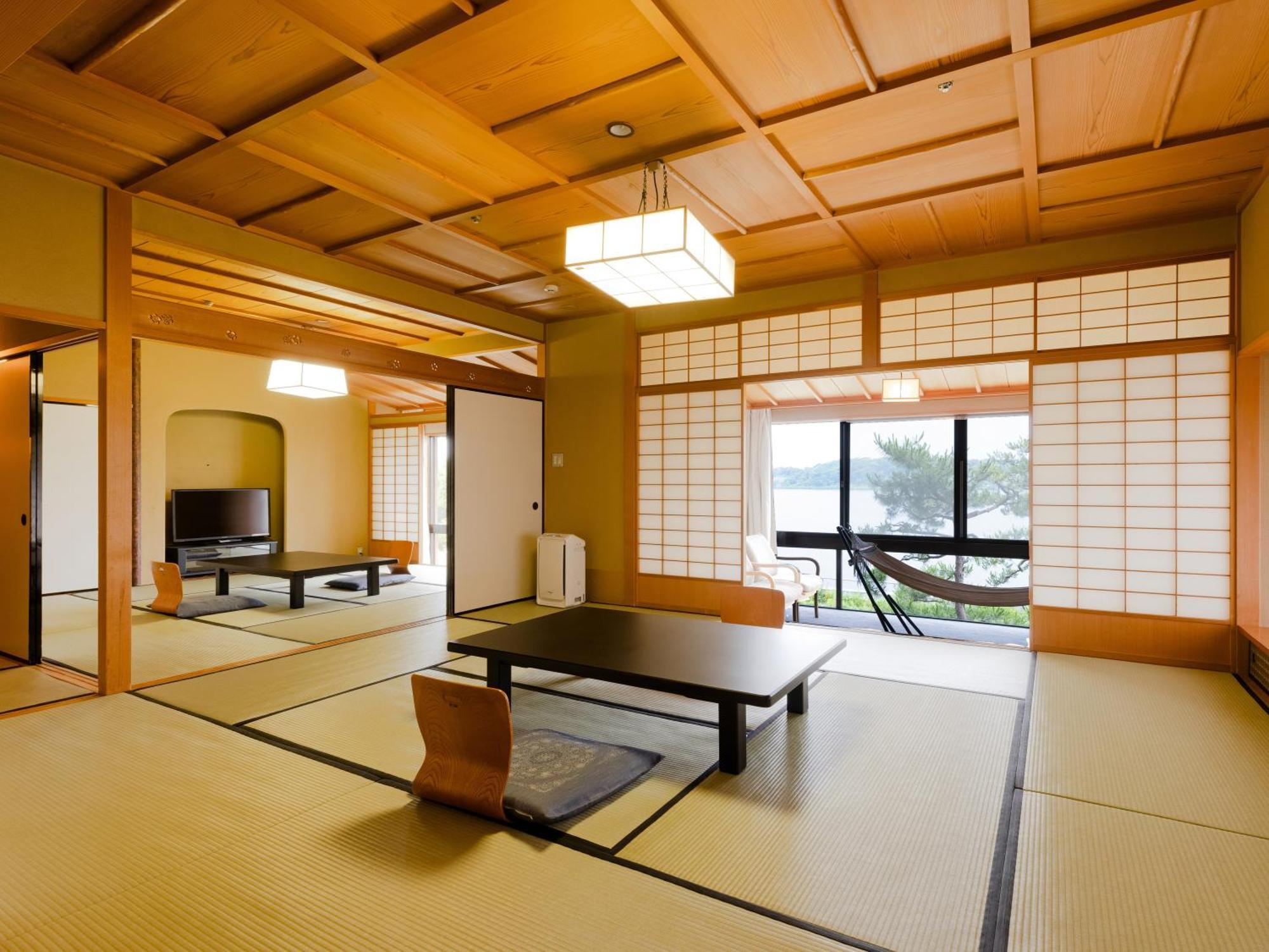 Apa Hotel & Resort Kaga Katayamazu Onsen Kasuikyo Exterior photo