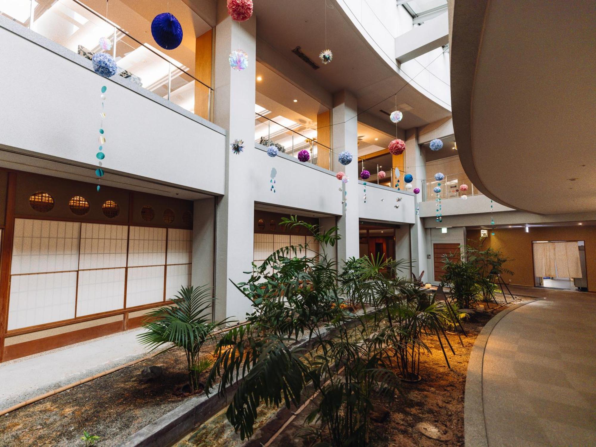 Apa Hotel & Resort Kaga Katayamazu Onsen Kasuikyo Exterior photo